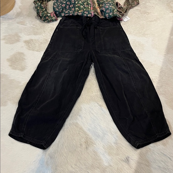 We The Free Silverton Puddle Barrel Jeans - Picture 3 of 13